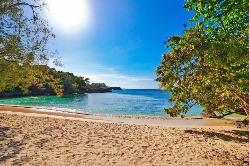 Jamaica's 4 Best Beaches - Resort Concierge Escapes Reviews 2